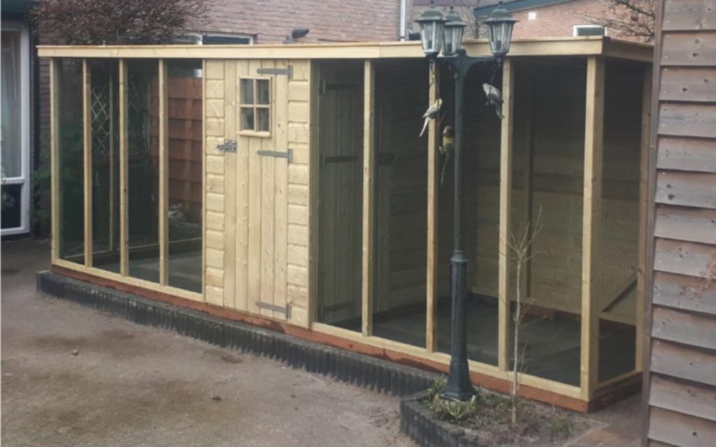 Volière van hout met sluis ook maatwerk vogelverblijf 🐦‍⬛, Dieren en Toebehoren, Vogels | Hokken en Kooien, Nieuw, Volière, Hout