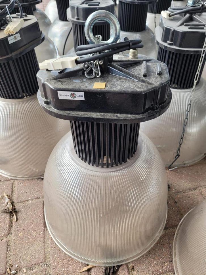 Industriële LED high-bay lamp, Huis en Inrichting, Lampen | Hanglampen, Gebruikt, 50 tot 75 cm, Glas, Metaal, Ophalen