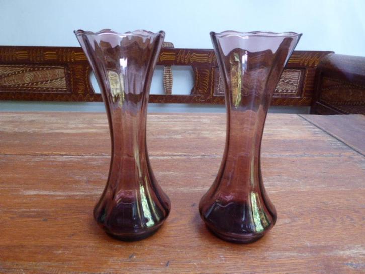2 art deco optisch geblazen glazen vaasjes, Doyen, Antiek en Kunst, Antiek | Glas en Kristal, Ophalen of Verzenden