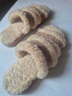 Hunkemöller Pantoffels Maat 38/39, Kleding | Dames, Schoenen, Beige, Ophalen of Verzenden, Zo goed als nieuw, Hunkemöller