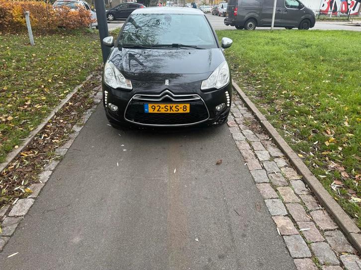Citroën DS3 1.6 E-HDI 2011 Zwart, Auto's, Citroën, Particulier, DS3, Airbags, Airconditioning, Bluetooth, Boordcomputer, Centrale vergrendeling