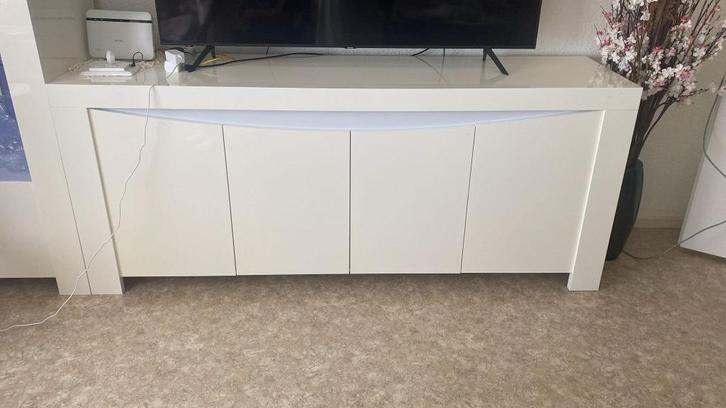 vitrine kast+tvmeubel, Huis en Inrichting, Kasten | Vitrinekasten, Gebruikt, 150 tot 200 cm, 150 tot 200 cm, 50 tot 75 cm, Ophalen