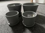 4 bloempotten, Tuin en Terras, Bloempotten, Ophalen, Rond, Binnen, Zo goed als nieuw