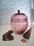 Mooi setje glas. Ram / bok beeldje. Schelpen.

Glazen appel, Antiek en Kunst, Ophalen of Verzenden