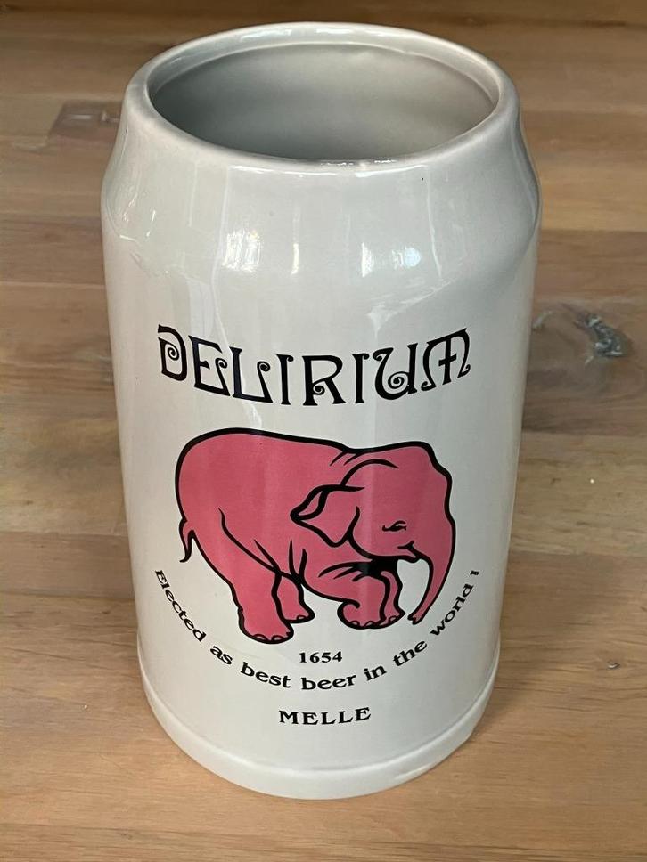 Delirium Bier Bierpul 1,5 Ltr Aardewerk Huyghe Roze Olifant, Verzamelen, Biermerken, Zo goed als nieuw, Pul(len), Overige merken
