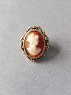 Camee Broche, Ophalen of Verzenden, Zo goed als nieuw, Overige materialen