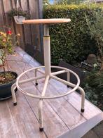 Industriele vintage kruk, Atelier kruk in hoogte verstelbaar, Ophalen of Verzenden, Hout