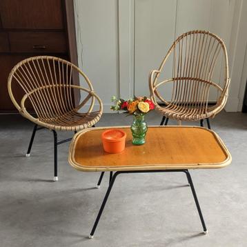 Vintage retro rotan stoelen en tafeltje Rohé Noordwolde 