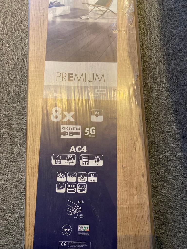 Premium Laminaat Montmelo Oak Nature - Nieuw in Pak, Ophalen, Kunststof, Nieuw, Minder dan 5 m²