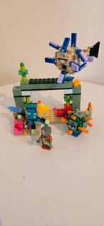 Lego Minecraft 21180, Kinderen en Baby's, Speelgoed | Duplo en Lego, Ophalen of Verzenden, Zo goed als nieuw