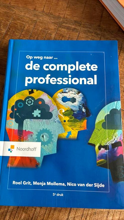 De complete Professional, Boeken, Studieboeken en Cursussen, Zo goed als nieuw, Ophalen of Verzenden