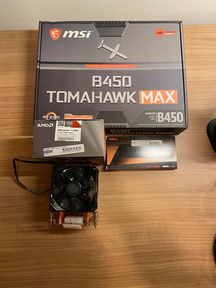 MSI B450 TOMAHAWK MAX - AM3/DDR4 Upgrade set, Computers en Software, Moederborden, Gebruikt, AMD, DDR4, Ophalen