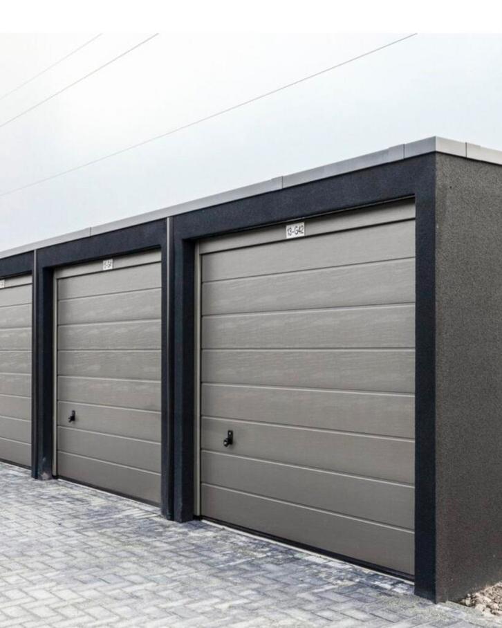 Te huur: Garageboxen Nijmegen nr 41 en 42, Auto diversen, Autostallingen en Garages