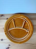 vintage oker geel vakkenbord keramiek, Keramiek, Overige typen, Ophalen of Verzenden, Zo goed als nieuw