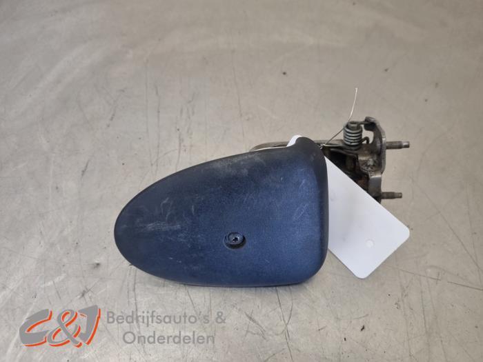 Deurvanger bus/bestel rechts van een Opel Vivaro, Gebruikt, -, -, Opel