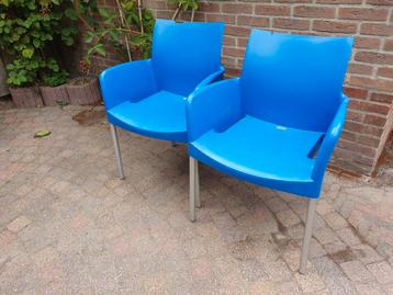 2 Handige stoelen extra gratis! beschikbaar voor biedingen