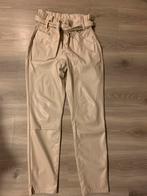 Dante6 paperbag broek, wit leather look maat 2 / 38, Kleding | Dames, Broeken en Pantalons, Nieuw, Ophalen of Verzenden, Wit