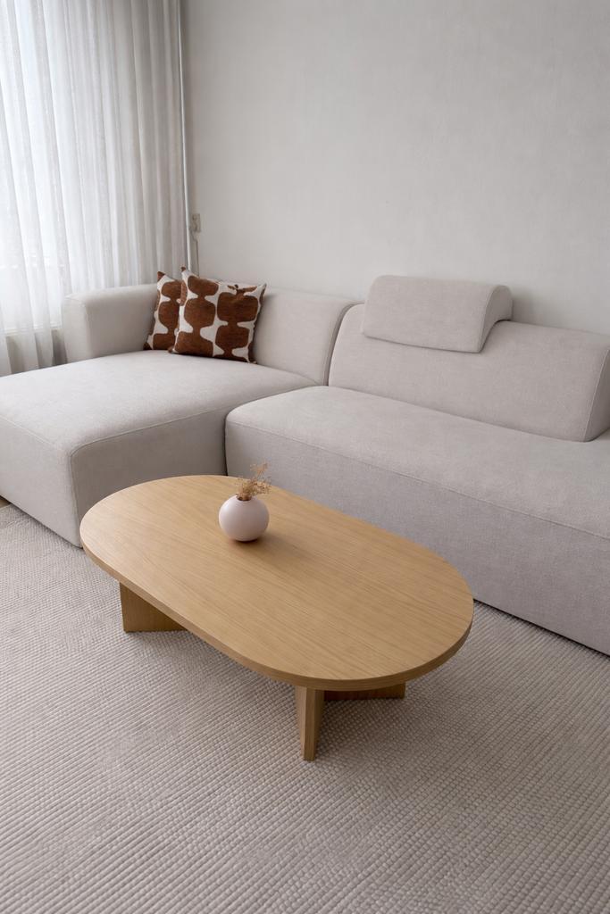 Ovale houten salontafel Toni Westwing, Huis en Inrichting, Tafels | Salontafels, Zo goed als nieuw, Minder dan 50 cm, 100 tot 150 cm