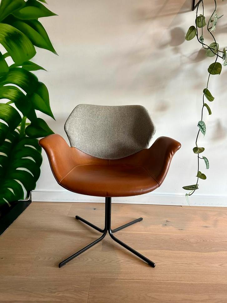 Nikki eetkamerstoelen van Zuiver, Huis en Inrichting, Stoelen, Gebruikt, Vijf, Zes of meer stoelen, Leer, Bruin, Ophalen