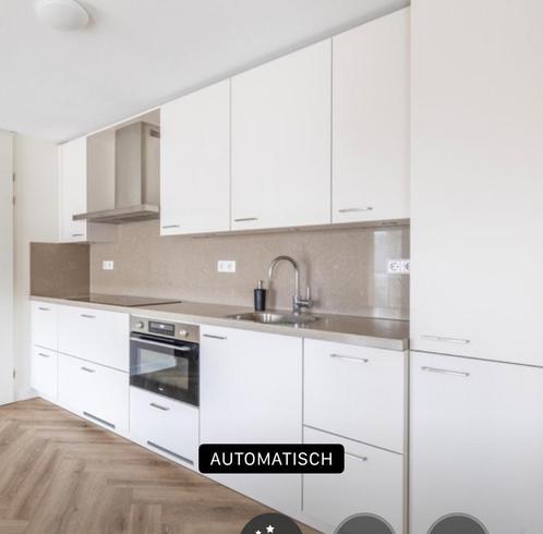 Keuken magnolia mat. Zelf demonteren en water afdoppen., Huis en Inrichting, Keuken | Complete keukens, Zo goed als nieuw, Enkelwandige keuken