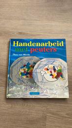 Thea van Mierlo - Handenarbeid met peuters, Ophalen of Verzenden, Zo goed als nieuw, Thea van Mierlo