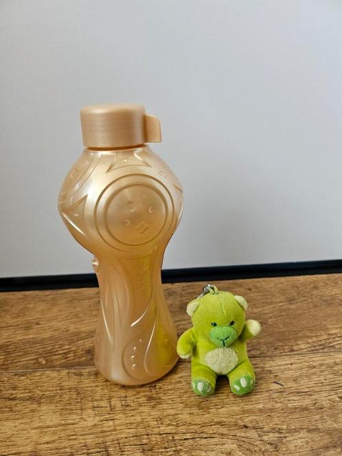 Tupperware nieuwe eco fles 750 ml voetbalbeker, Huis en Inrichting, Keuken | Tupperware, Nieuw, Overige typen, Ophalen of Verzenden