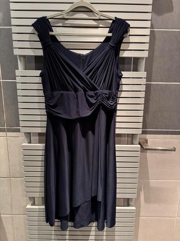 Donker blauwe gala jurk beschikbaar voor biedingen