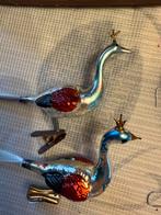 2 oude glazen pauwen, Ophalen