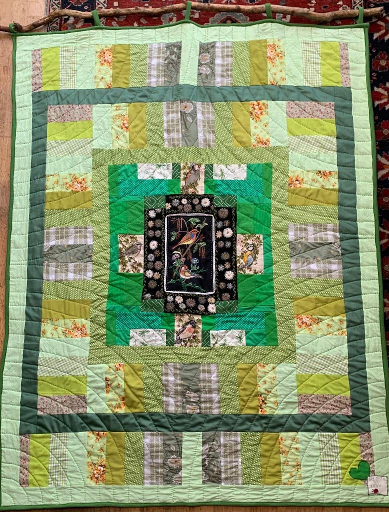 Groene patchwork deken met geborduurde vogels, Ophalen of Verzenden, Nieuw