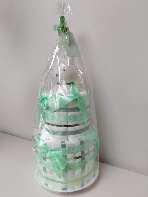 Mintgroene luiertaart van pampers met Nijntje shampo, Kinderen en Baby's, Kraamcadeaus en Geboorteborden, Nieuw, Ophalen