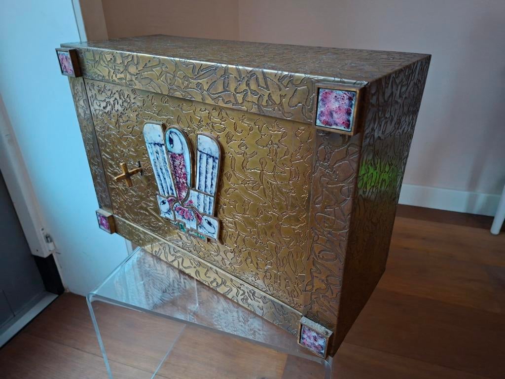 25,9 kilo Tabernakel in messing met emaille Pelikanen, Antiek en Kunst, Antiek | Religie, Ophalen