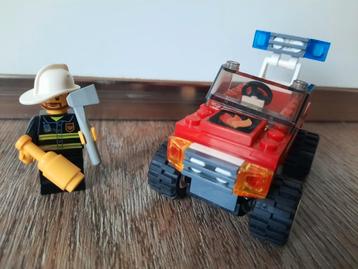 Lego City brandweerauto, compleet + boekje beschikbaar voor biedingen