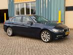 BMW 3-Serie 320I High Exe Luxury Leer Clima Cruise Trekhaak, 1350 kg, Achterwielaandrijving, 74 €/maand, Euro 6