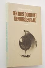 Een reis door het demiurgenrijk - Jacques Hamelink (1976), Verzenden, Zo goed als nieuw, Nederland