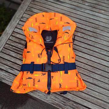 zwemvest marinepool 10 - 20 kilo met haaiprint met beenband beschikbaar voor biedingen
