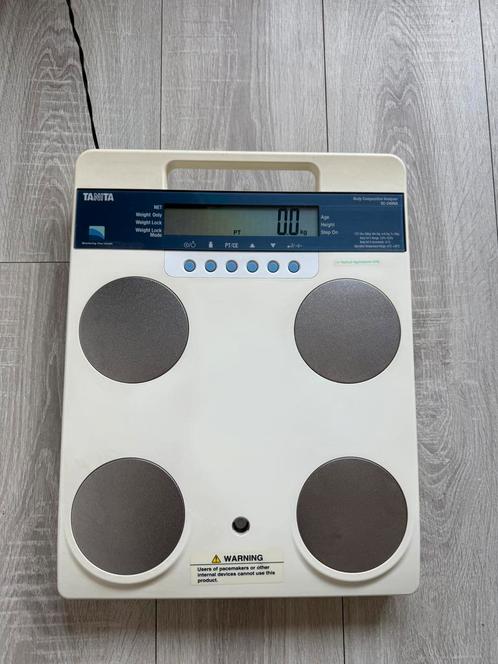professionele Tanita weegschaal / Geijkt / TANITA DC-240 MA, Witgoed en Apparatuur, Weegschalen, Gebruikt, Personenweegschaal