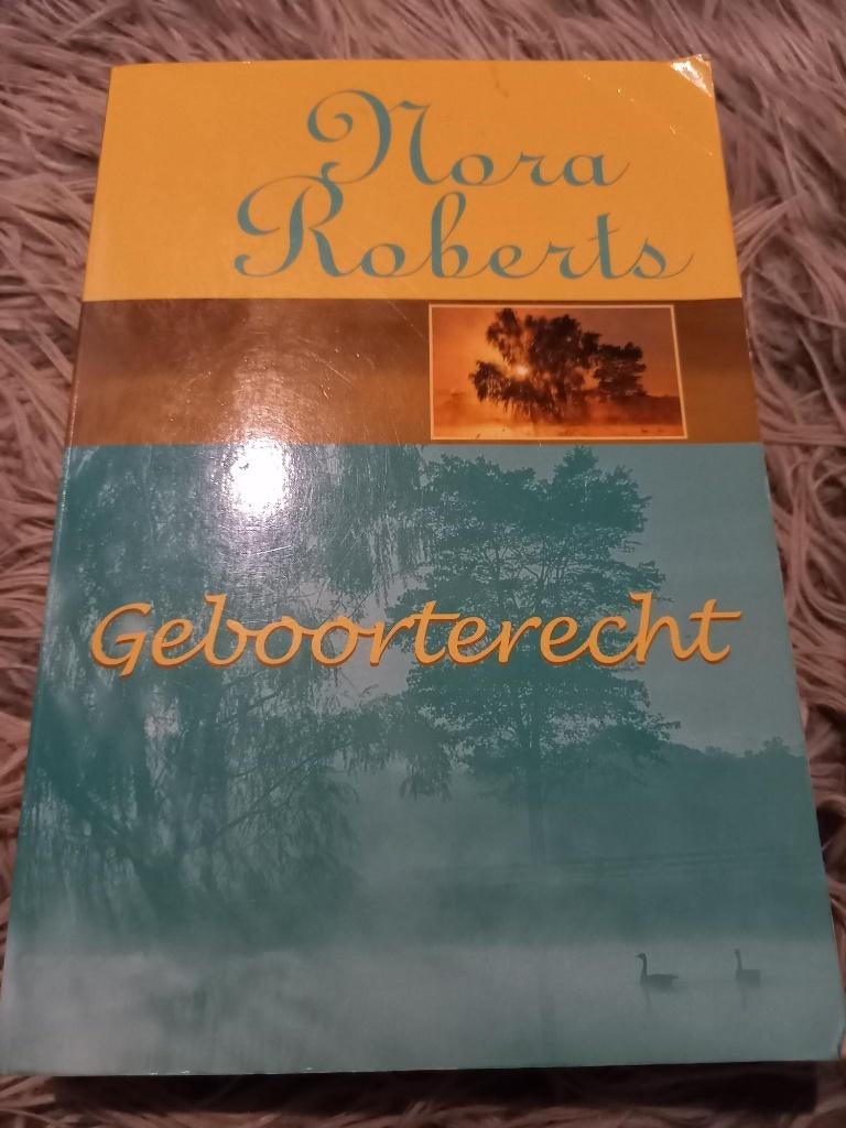 p1 Geboorterecht - Nora Roberts, Ophalen of Verzenden, Gelezen