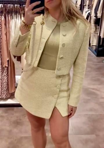 Pistachio Gold JoshV, Josh V blazer, jasje en broekrokje L. beschikbaar voor biedingen