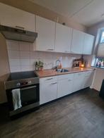 Bribus keuken, Ophalen, Wit