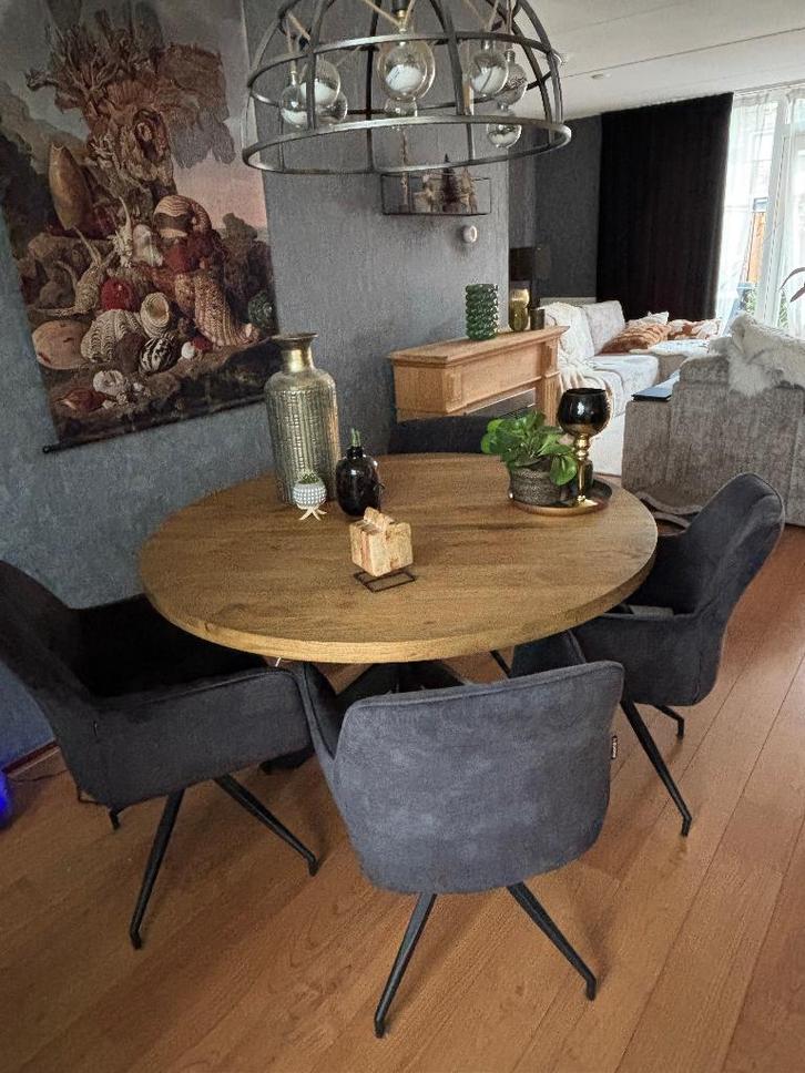 Mooie ronde eiken eettafel met 4 stoelen, Huis en Inrichting, Tafels | Eettafels, Zo goed als nieuw, 100 tot 150 cm, 100 tot 150 cm