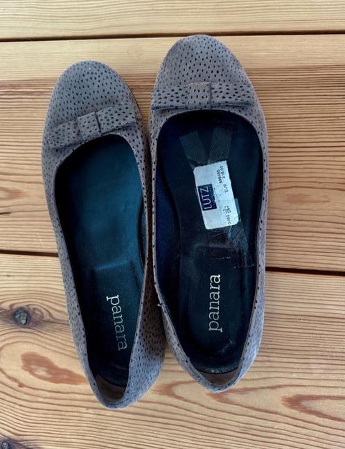 Panara suède ballerina’s met strik – maat 38,5, Kleding | Dames, Schoenen, Zo goed als nieuw, Ballerina's, Bruin, Ophalen of Verzenden