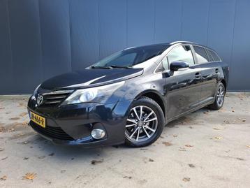 Toyota Avensis wagon 2.0 D-4D CAMERA NAVI CRUISE AIRCO TREKH beschikbaar voor biedingen