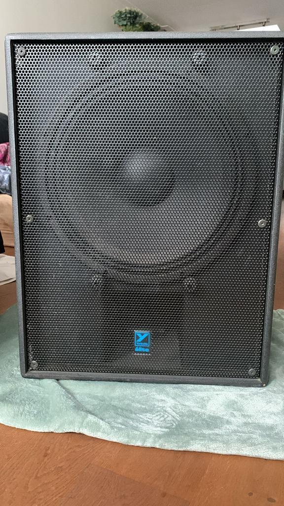 Yorkville Elite eXcursion 2000 Subwoofer (Actief, 18”), Auto diversen, Autospeakers, Gebruikt, Ophalen