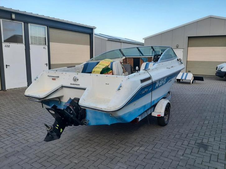 Speedboot High Performance 320PK V8 Met Werk, Watersport en Boten, Motorboten en Motorjachten, Zo goed als nieuw, Polyester, 6 tot 9 meter