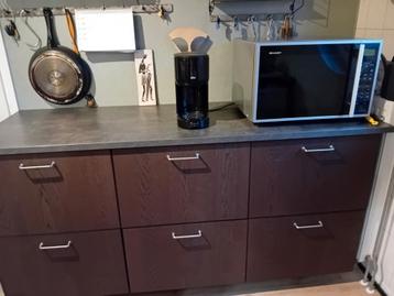 Keuken laden kast beschikbaar voor biedingen