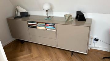 Mocca hoogglans dressoir - Vienna beschikbaar voor biedingen