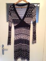 LIV blauwe tricot v-hals jurk jacquard dessin maat 42, Blauw, Maat 42/44 (L), Nieuw, Ophalen of Verzenden