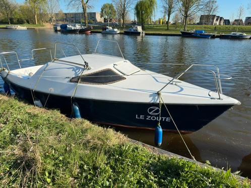 Kajuitboot, Watersport en Boten, Speedboten, Gebruikt, 3 tot 6 meter, Benzine, Minder dan 70 pk, Polyester, Buitenboordmotor, Ophalen