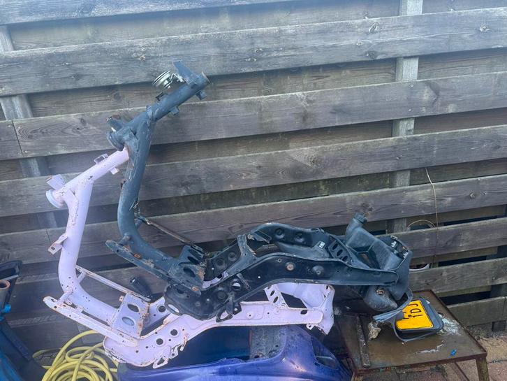 3 x zip 2000 frame zonder 123 voor project, Motoren, Tuning en Styling, Ophalen of Verzenden