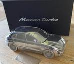 Porsche Macan turbo chrome aluminium lmtd paperweight, Hobby en Vrije tijd, Modelauto's | 1:43, Ophalen of Verzenden, Nieuw, Auto
